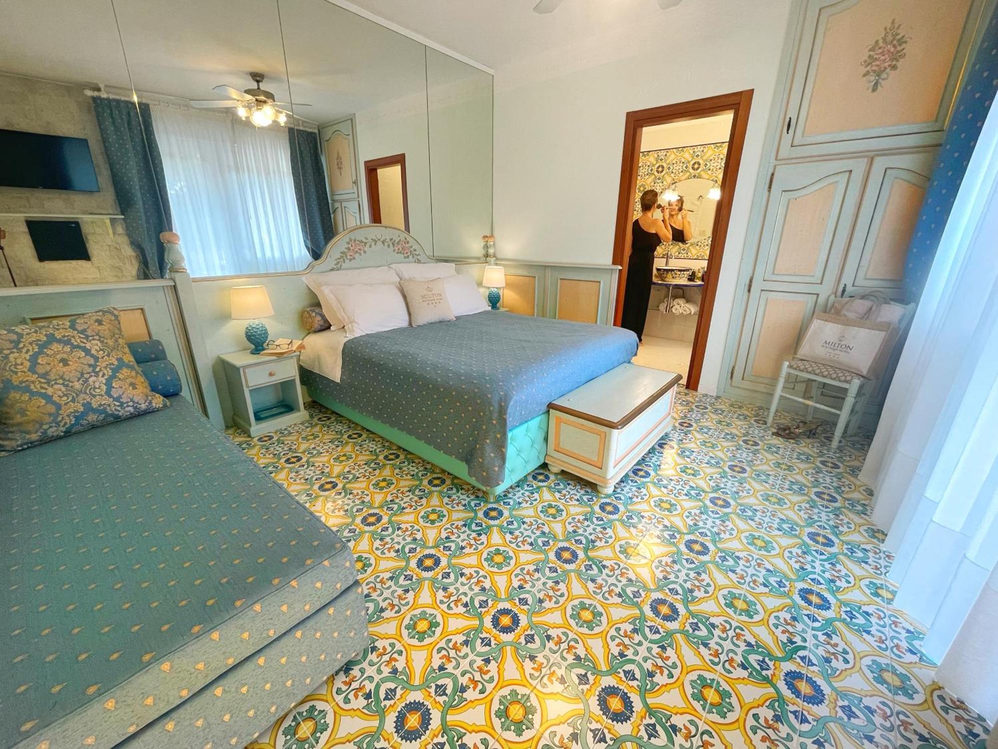 Milton Boutique Hotel Jesolo Extérieur photo
