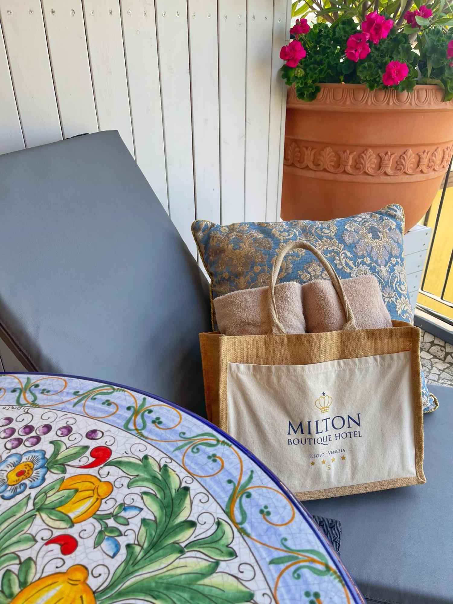 Milton Boutique Hotel Jesolo Extérieur photo